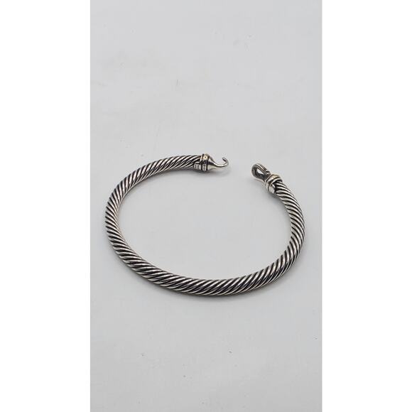 David Yurman Two-Tone Buckle Classic Cable Bracelet - Picture 7 of 10